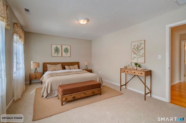 672 Laurel Grove Road, Middletown, CT 06457