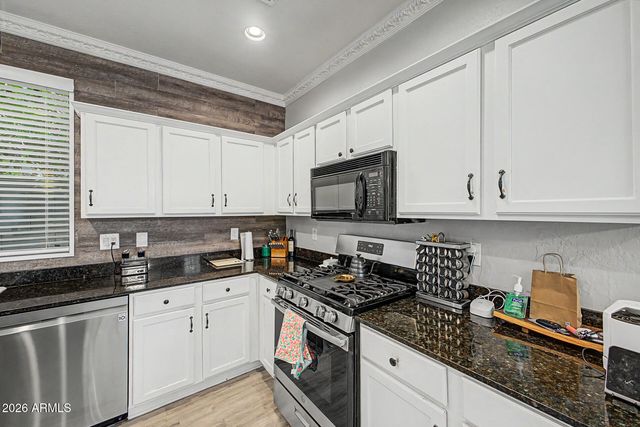 4343 E VAUGHN Avenue, Gilbert, AZ 85234