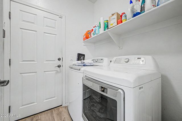 4343 E VAUGHN Avenue, Gilbert, AZ 85234