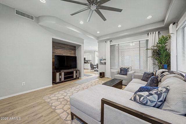 4343 E VAUGHN Avenue, Gilbert, AZ 85234