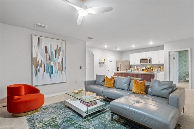 439 Juanita CT, Cape Coral, FL 33909