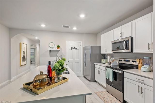 439 Juanita CT, Cape Coral, FL 33909