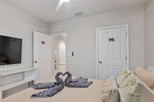 439 Juanita CT, Cape Coral, FL 33909