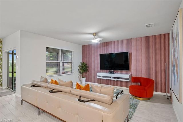 439 Juanita CT, Cape Coral, FL 33909