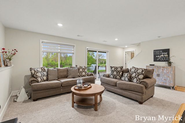 4726 West Wind Drive, Holland, MI 49423
