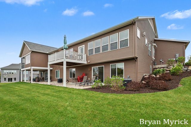 4726 West Wind Drive, Holland, MI 49423