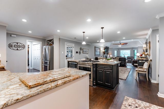 3215 ALFRED DR, Bartlett, TN 38133