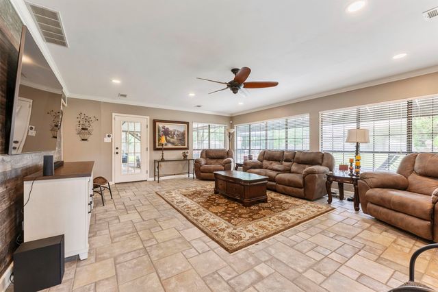 3215 ALFRED DR, Bartlett, TN 38133