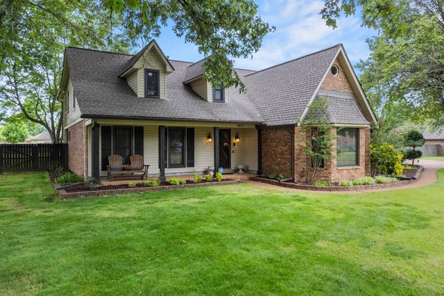3215 ALFRED DR, Bartlett, TN 38133