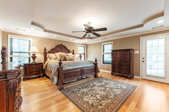 3215 ALFRED DR, Bartlett, TN 38133