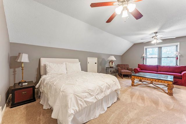 3215 ALFRED DR, Bartlett, TN 38133