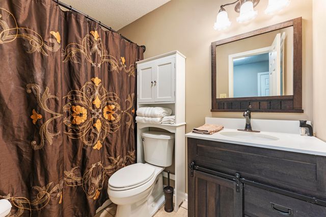 3215 ALFRED DR, Bartlett, TN 38133