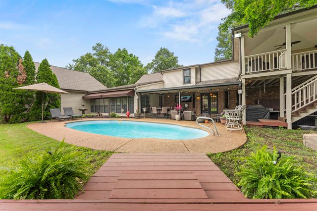 3215 ALFRED DR, Bartlett, TN 38133