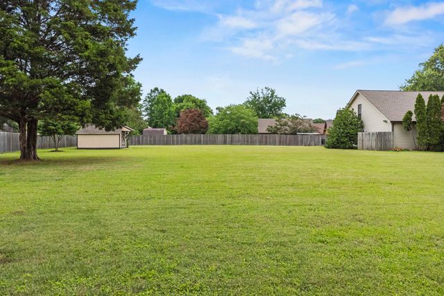 3215 ALFRED DR, Bartlett, TN 38133