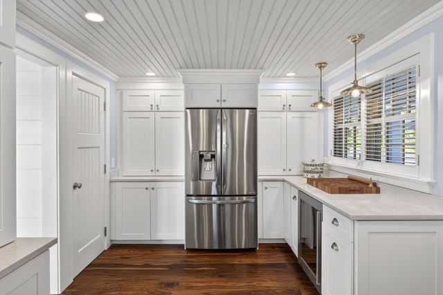 2 Jefferson Road, Bourne, MA 02532