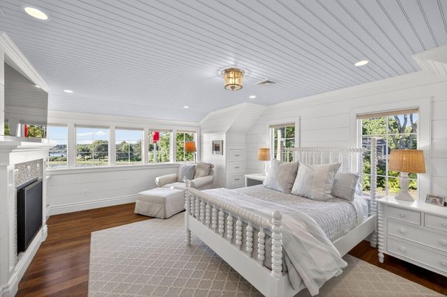 2 Jefferson Road, Bourne, MA 02532