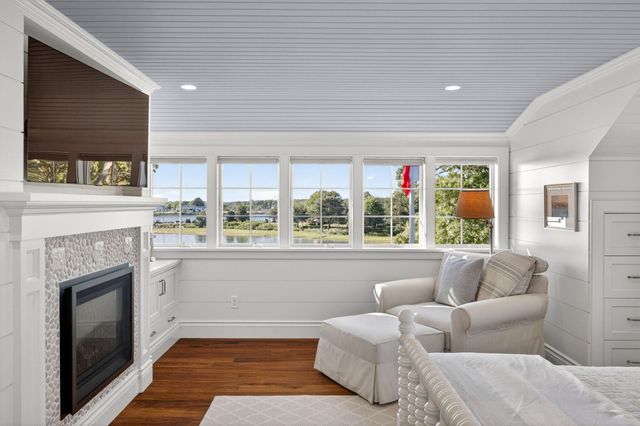 2 Jefferson Road, Bourne, MA 02532