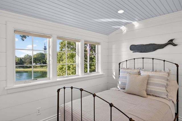 2 Jefferson Road, Bourne, MA 02532
