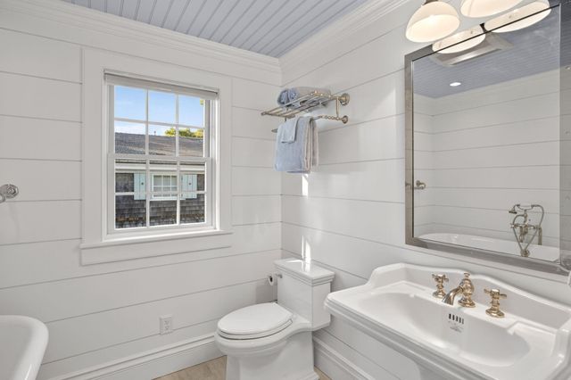 2 Jefferson Road, Bourne, MA 02532