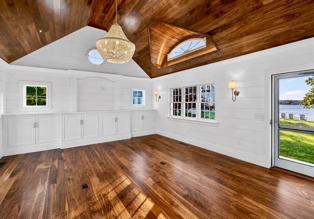2 Jefferson Road, Bourne, MA 02532