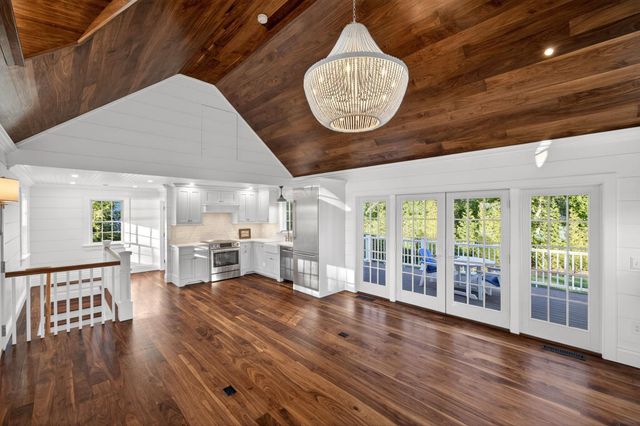 2 Jefferson Road, Bourne, MA 02532