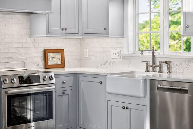 2 Jefferson Road, Bourne, MA 02532
