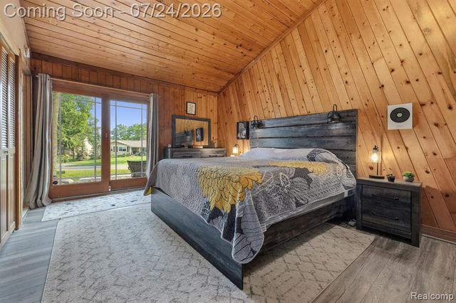 7337 Driftwood Drive, Fenton, MI 48430