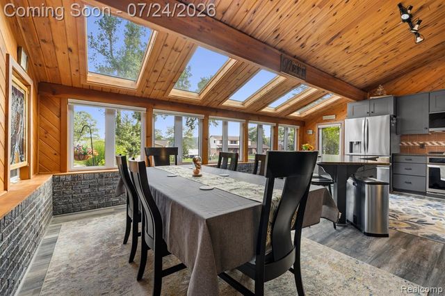 7337 Driftwood Drive, Fenton, MI 48430