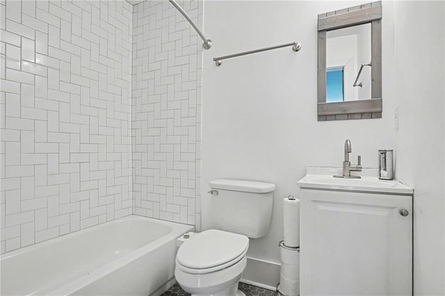 325 Sisson Avenue NE, Atlanta, GA 30317