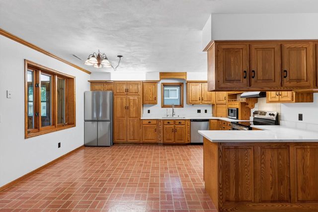 5009 Cottage Grove Road, Madison, WI 53716