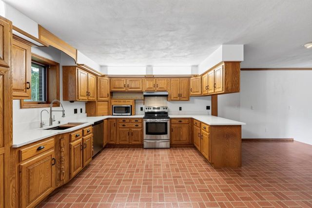 5009 Cottage Grove Road, Madison, WI 53716
