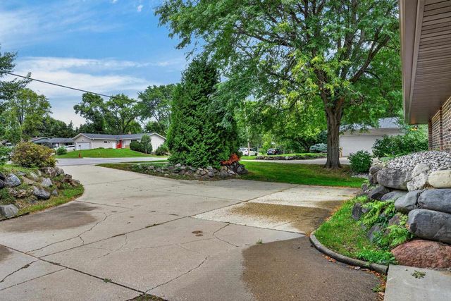 5009 Cottage Grove Road, Madison, WI 53716