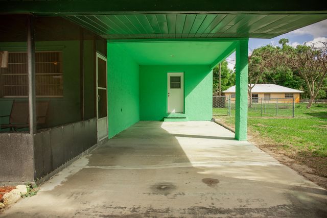 1120 SW 8th Court, Okeechobee, FL 34974