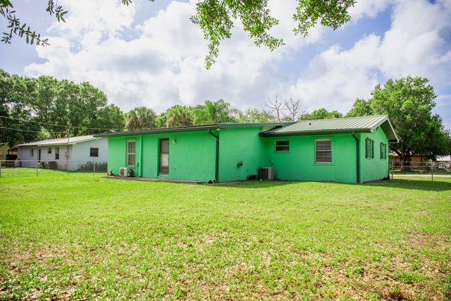 1120 SW 8th Court, Okeechobee, FL 34974