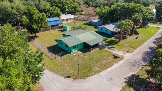 1120 SW 8th Court, Okeechobee, FL 34974