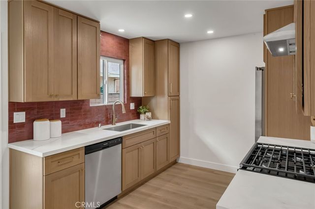 735 S Arizona, Los Angeles, CA 90022