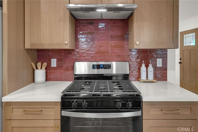 735 S Arizona, Los Angeles, CA 90022