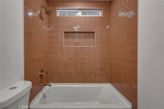 735 S Arizona, Los Angeles, CA 90022