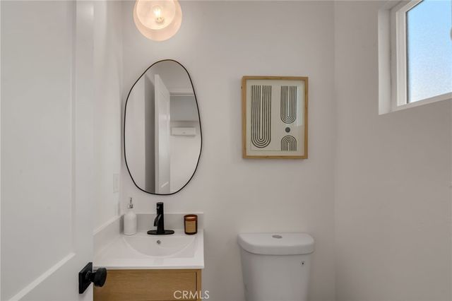 735 S Arizona, Los Angeles, CA 90022