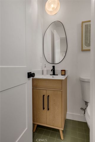 735 S Arizona, Los Angeles, CA 90022