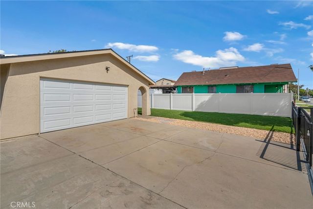 735 S Arizona, Los Angeles, CA 90022