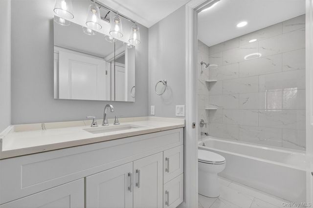 96 Molly Pitcher Lane H, Yorktown Heights, NY 10598