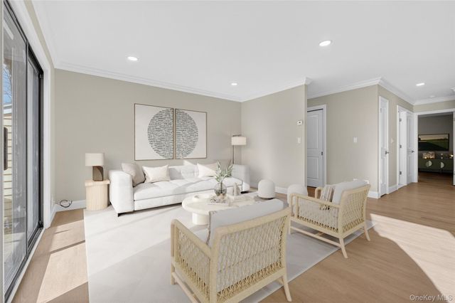 96 Molly Pitcher Lane H, Yorktown Heights, NY 10598