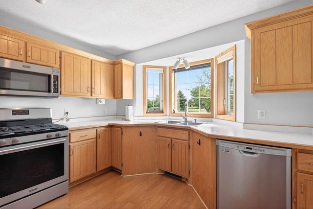28064 Crane Street, Isanti, MN 55040