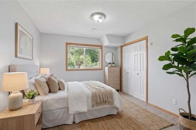 28064 Crane Street, Isanti, MN 55040
