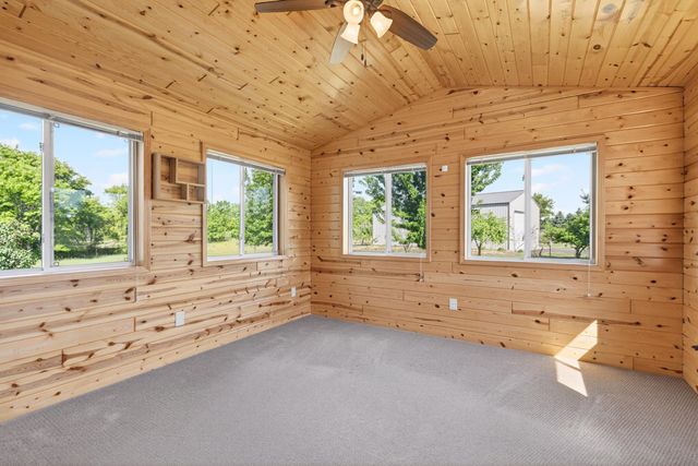 28064 Crane Street, Isanti, MN 55040