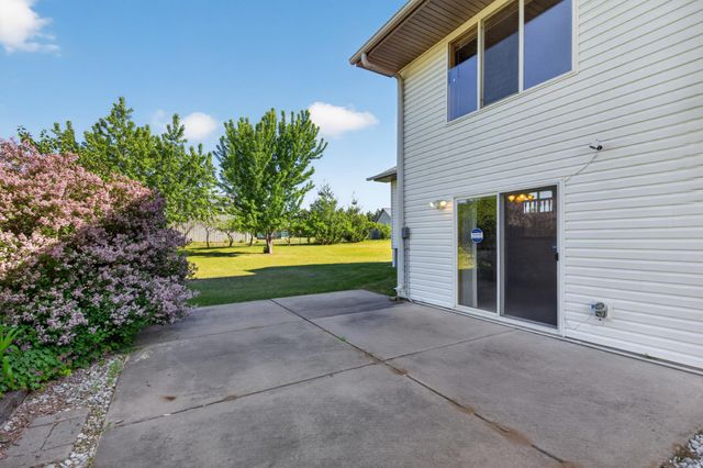 28064 Crane Street, Isanti, MN 55040