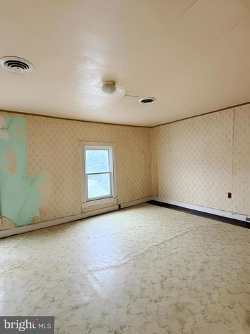 805 E B ST, Brunswick, MD 21716