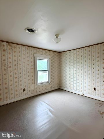 805 E B ST, Brunswick, MD 21716