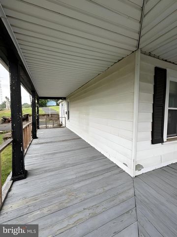 805 E B ST, Brunswick, MD 21716